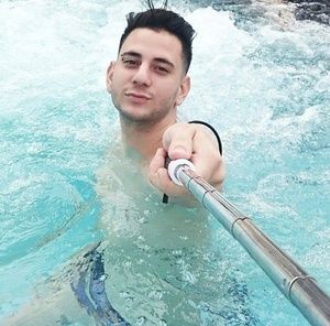 Meet your Posher, Franco